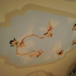 trompe l'oeil decorazione angelica su soffitto